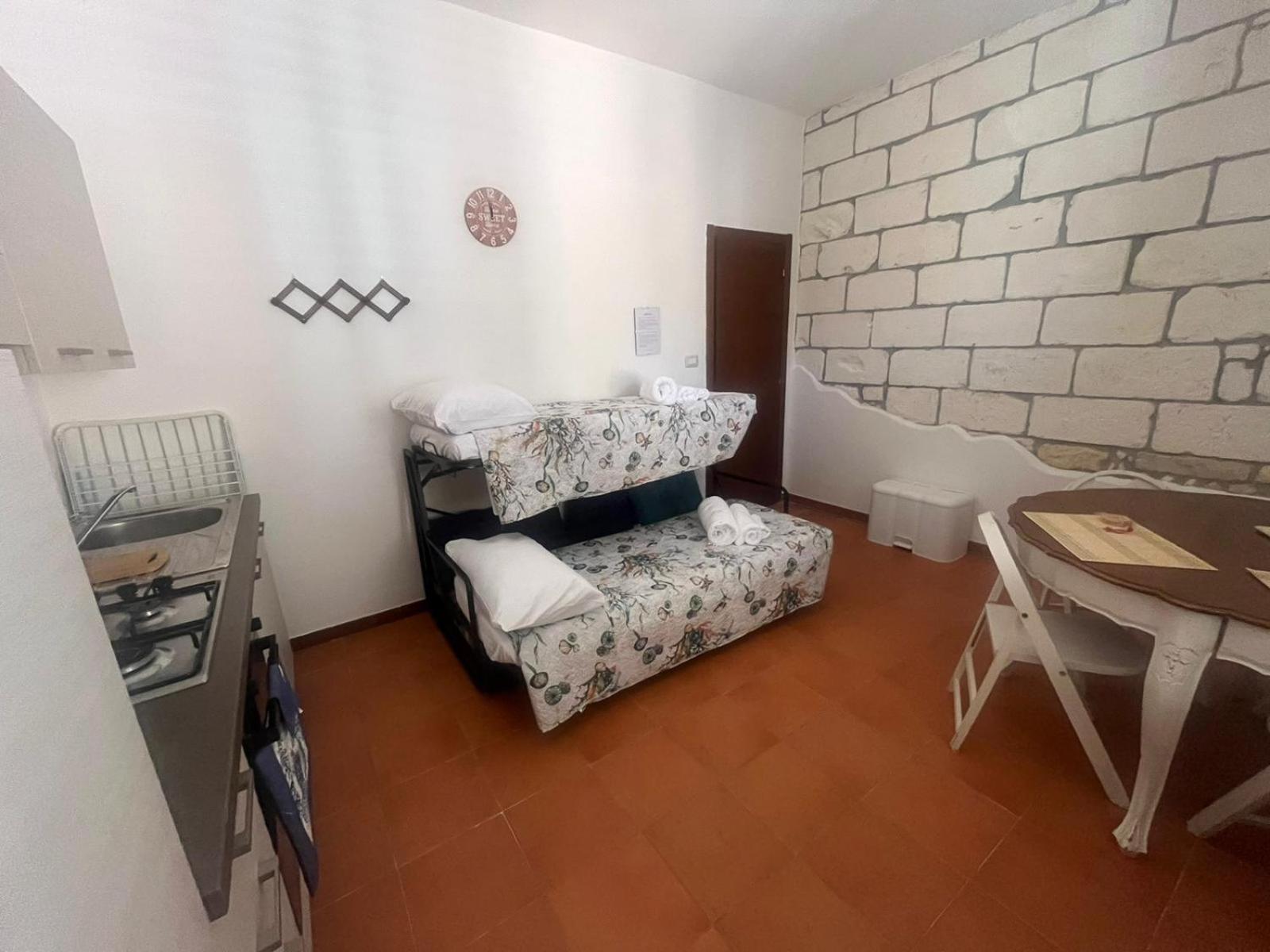 Готель Moncici House Порто-Торрес Екстер'єр фото